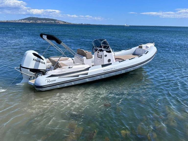 Alquiler de Ranieri Cayman 23 Sport en Sète