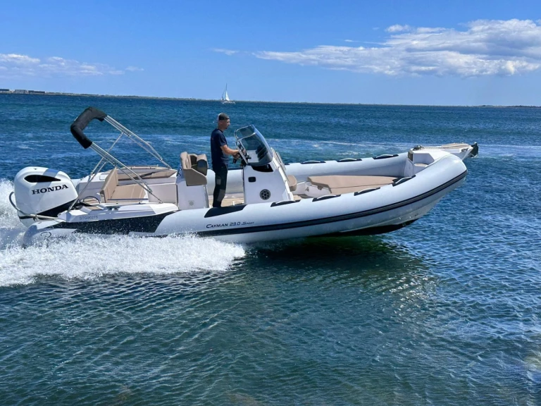 Alquiler Neumática en Sète - Ranieri Cayman 23 Sport