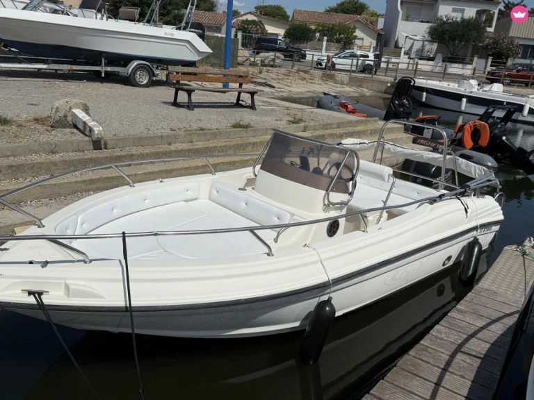 Alquiler de Ranieri Millennium 18.20 en Carnon-Plage