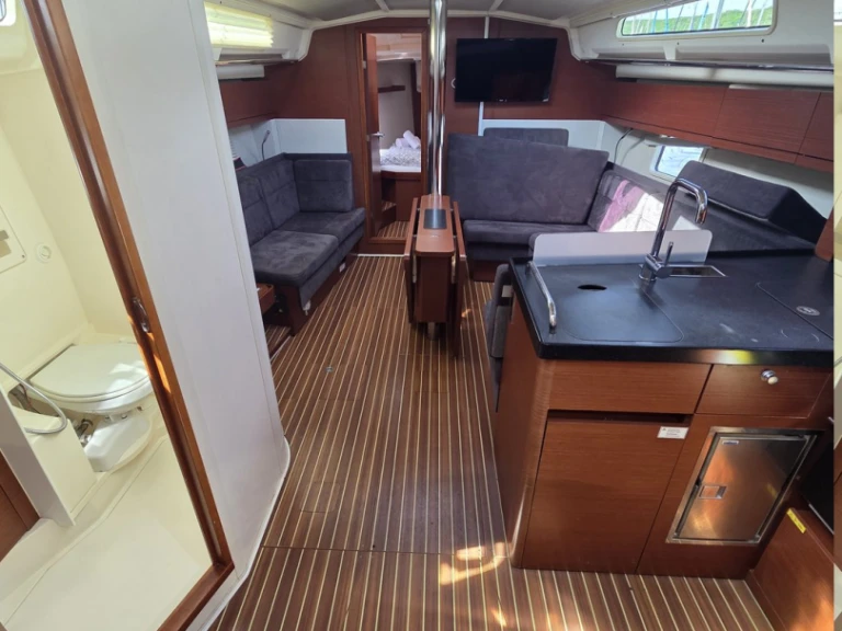Velero para alquilar Punat al mejor precio