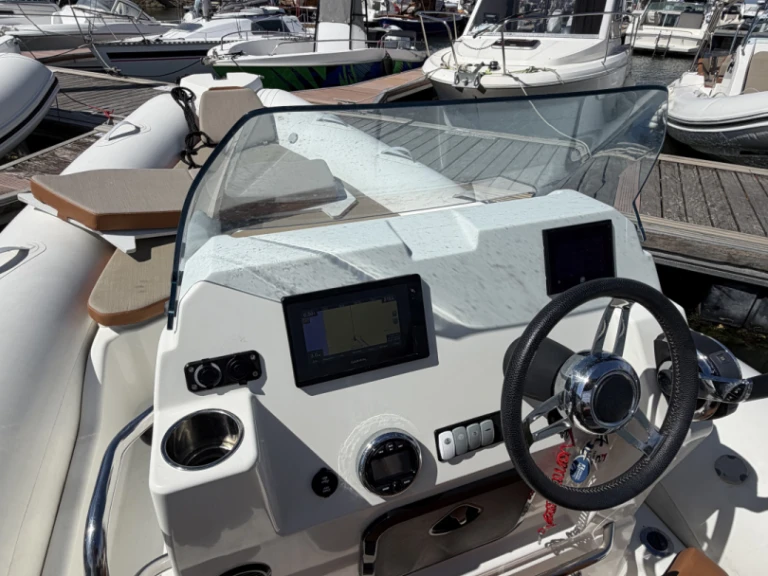 Alquiler de Zodiac Medline 7.5 en Arcachon