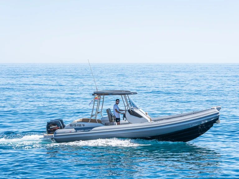 Alquiler Neumática en Altea - Italboats Stingher 28GT Lux