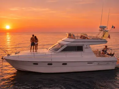 Ferretti Holiday Sea  de alquiler a Cannes