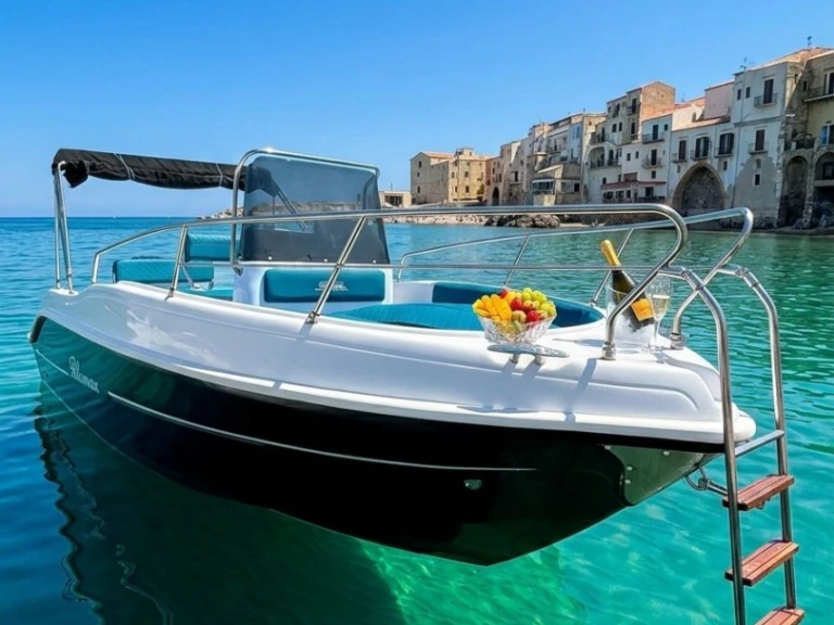 Alquiler de barcos Taormina barato de Blumax 23 open