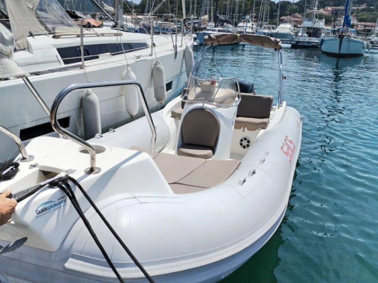 Alquiler Les Salins d'Hyères - Sacs Sacs S 640 en SamBoat