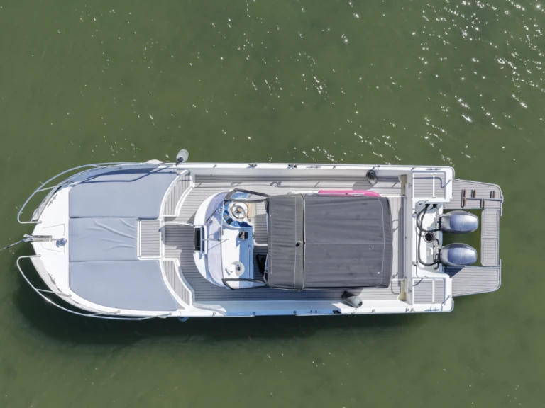 Alquiler de embarcaciones Beacher Beacher V8 enArcachon en Samboat