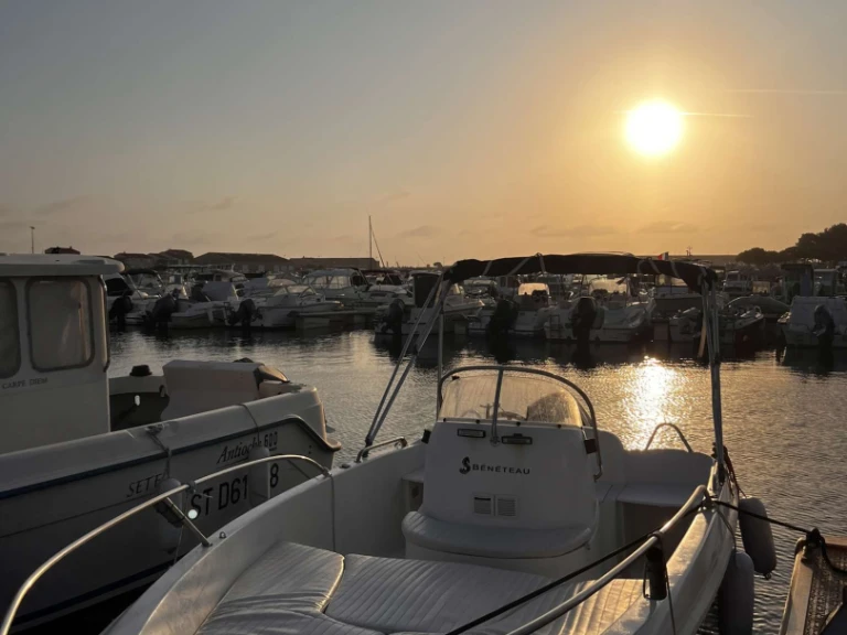Alquiler de embarcaciones Bénéteau Flyer 500 Open enFrancia en Samboat