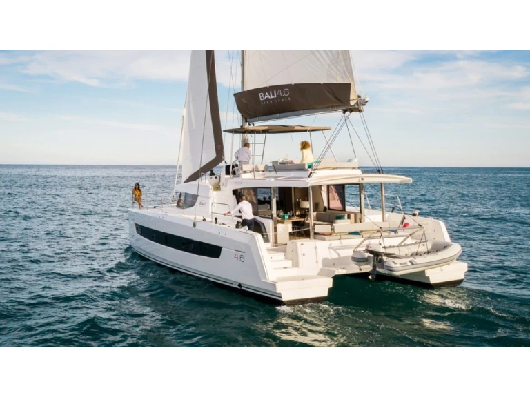Catamarán para alquilar Sant Antoni de Portmany al mejor precio