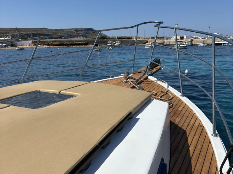 Alquiler Għawdex - Custom Made Duffy & Duffy en SamBoat
