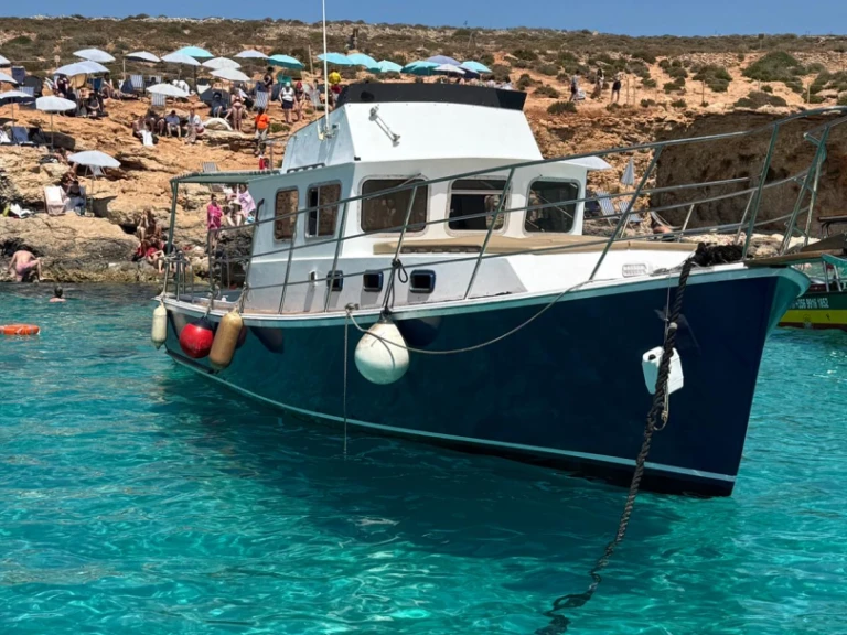 Alquiler de Custom Made Duffy & Duffy en Għawdex