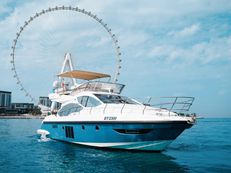 Alquiler de embarcaciones Azimut Azimut 50 X33 enDubai Marina en Samboat