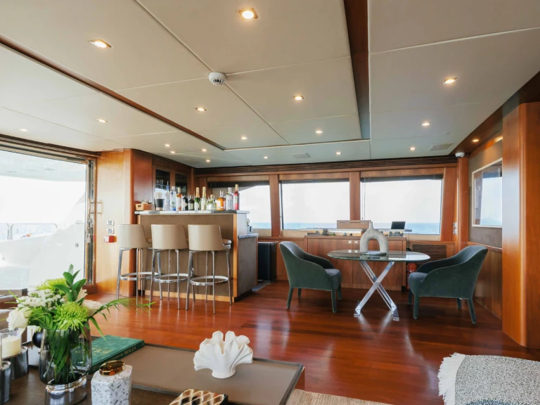 Alquiler de embarcaciones  Sunseeker 40 Luxury MY enDubai Marina en Samboat