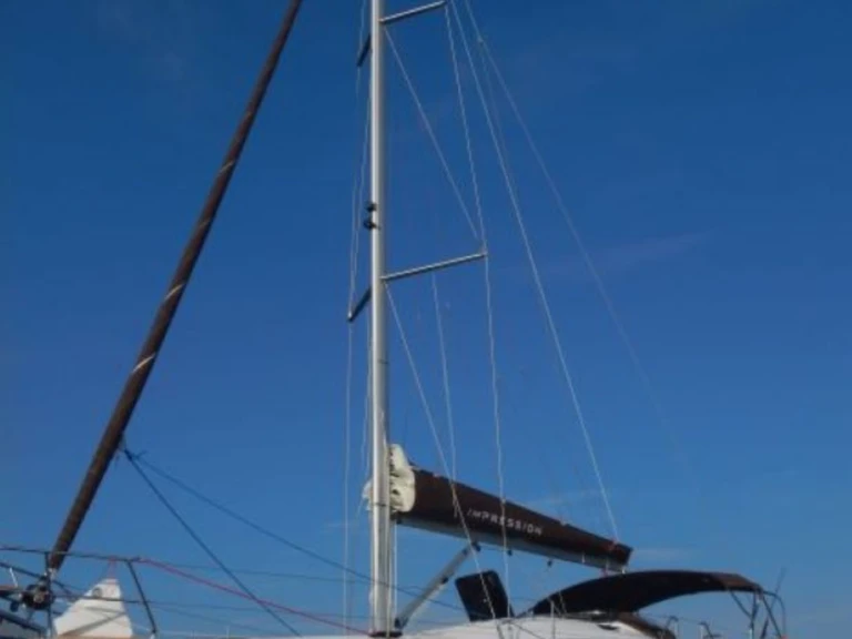 Alquiler de Elan Impression 40 en Pula
