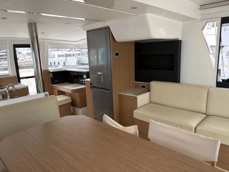 Alquiler de embarcaciones Bali Bali 4.2 enÁlimos en Samboat