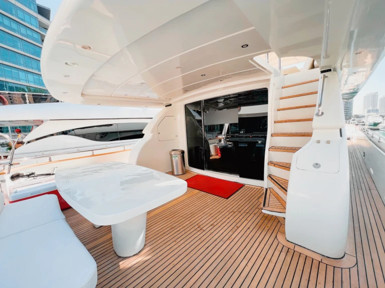 Yate de lujo para alquilar Dubai Marina al mejor precio