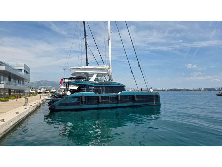 Alquiler de barcos Kaštel Gomilica barato de Sunreef 70 Eco