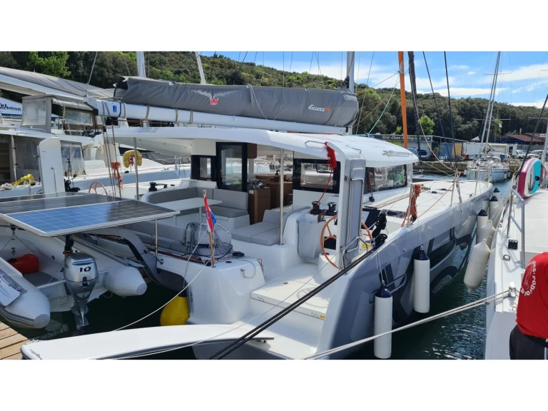 Alquiler de embarcaciones Excess Excess 14 enPula en Samboat