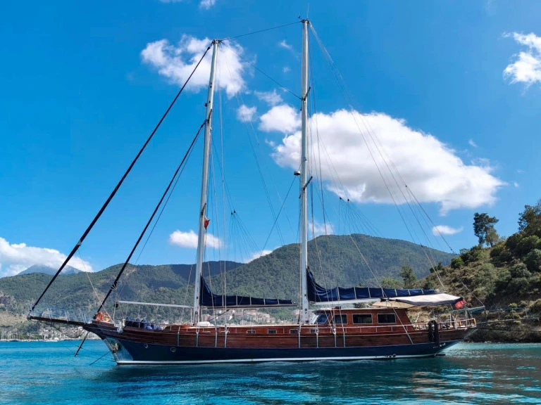Alquiler de Etemoglu Boatyard CAROLINA en Rhodes Island