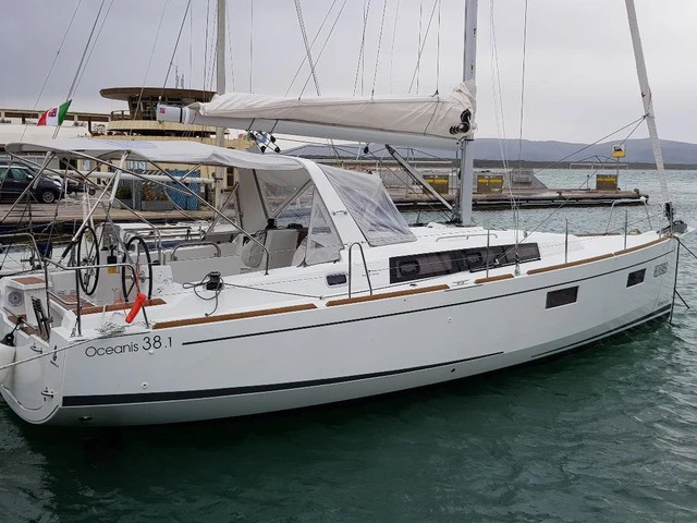 Alquiler Livorno - Bénéteau Oceanis 38.1 en SamBoat