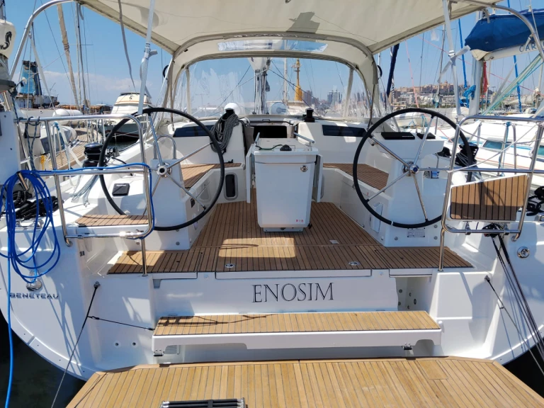 Bénéteau Oceanis 40.1 de alquiler a Carloforte