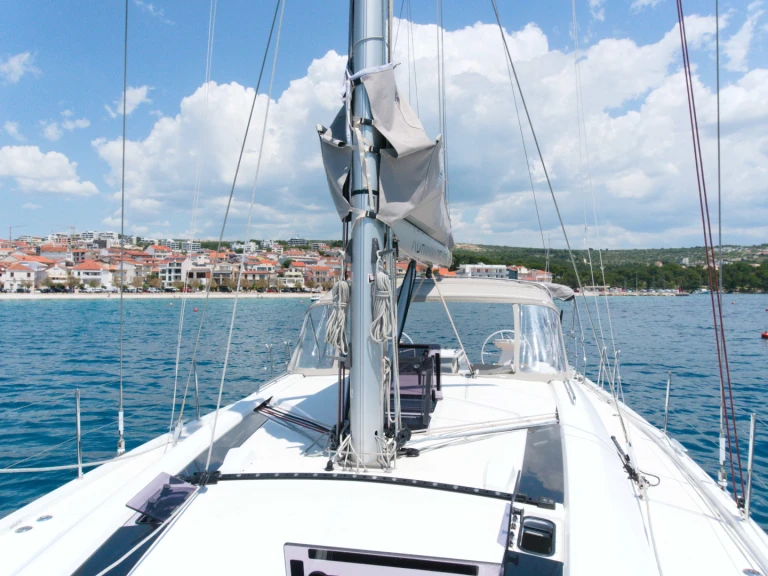 Alquiler de Velero, con o sin patrón Bénéteau Primošten