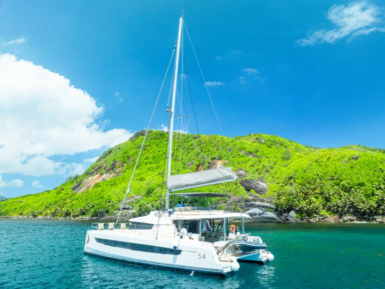 Alquiler de embarcaciones Bali Bali 5.4 enEden Island en Samboat