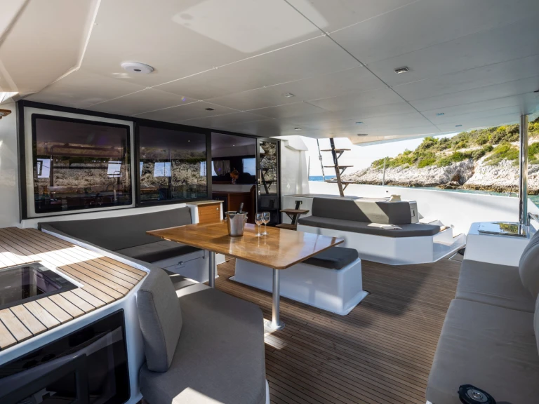 Alquiler de barcos Primošten barato de Dufour Catamarans 48 Sail