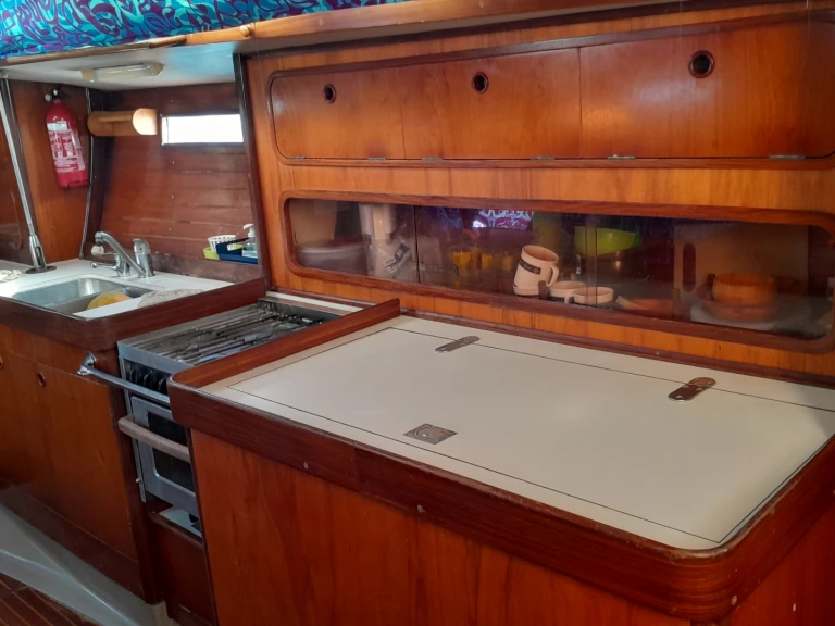Alquiler de barcos Taiohae barato de Oceanis 430