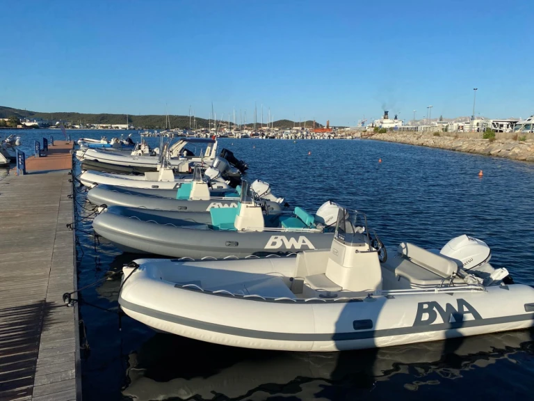 Alquiler de Bwa California 550 en Olbia