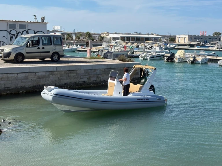 Alquiler de embarcaciones Micucci Mik Boat 560 enVieste en Samboat