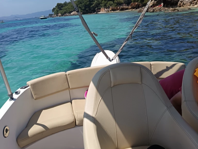 Alquiler de embarcaciones Bénéteau Flyer 550 Open S2 enMandelieu-la-Napoule en Samboat