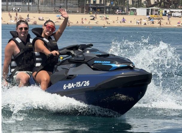 Alquiler de embarcaciones Sea-Doo GTX 170 enBarcelona en Samboat