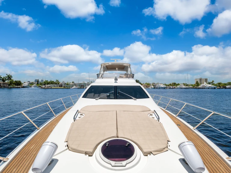 Alquiler de Azimut 64 Flybridge en Fort Lauderdale