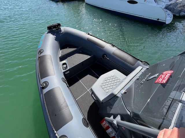 Alquiler Port-Haliguen - Highfield Patrol 660 en SamBoat