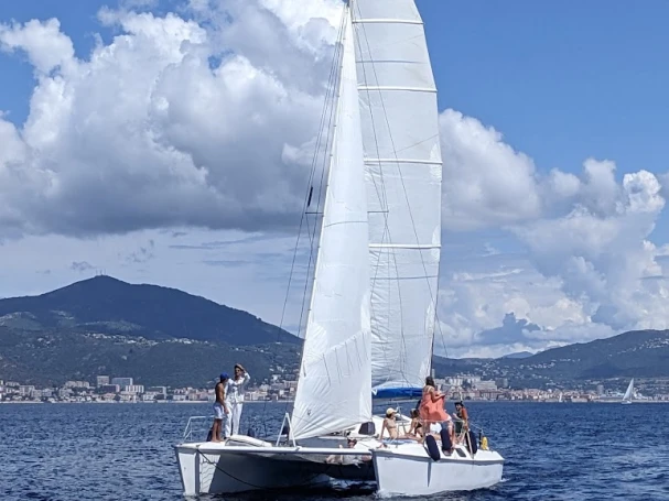 Alquiler de Catamarán, con o sin patrón Fountaine Pajot Ajaccio