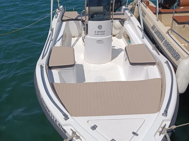 Athrakiboats KAVEIROS de alquiler a Unidad periférica de Calcídica