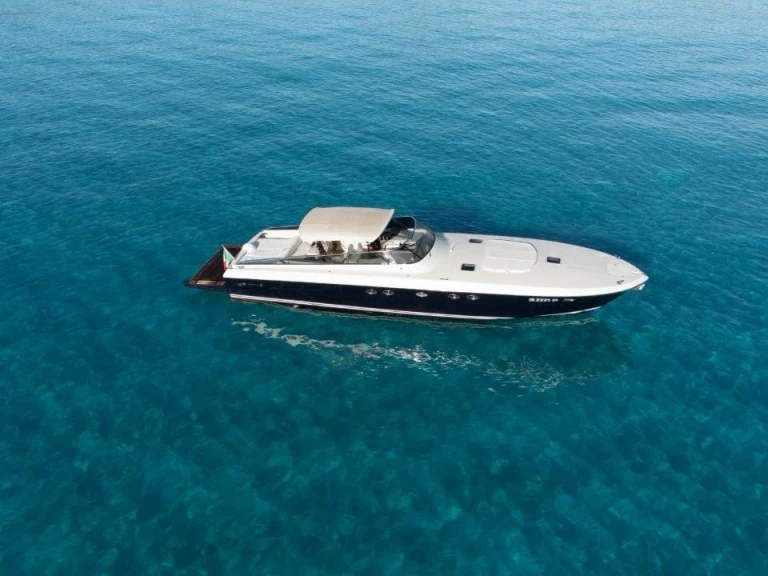 Alquiler de embarcaciones Itama Itama Fifty Five enPorto Rotondo en Samboat