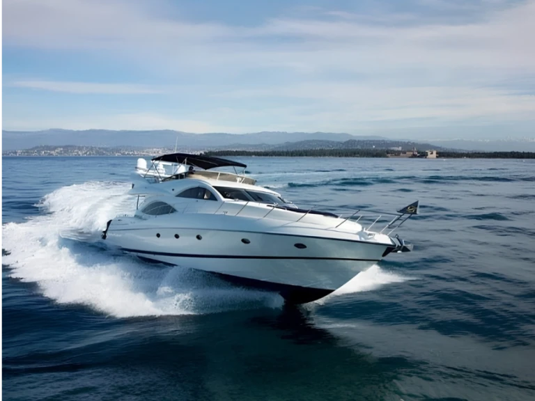 Alquiler de Yate de lujo, con o sin patrón Sunseeker Agropoli