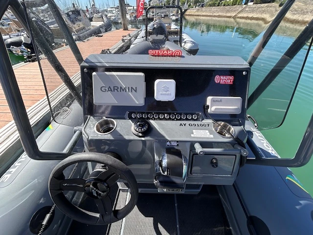 Alquiler La Trinité-sur-Mer - Highfield Patrol 660 en SamBoat