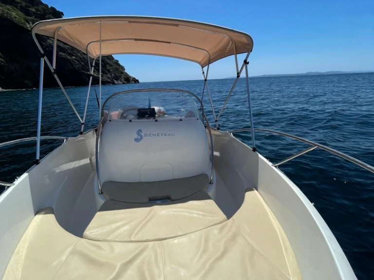 Alquiler Roses - Bénéteau Flyer 550 Open en SamBoat