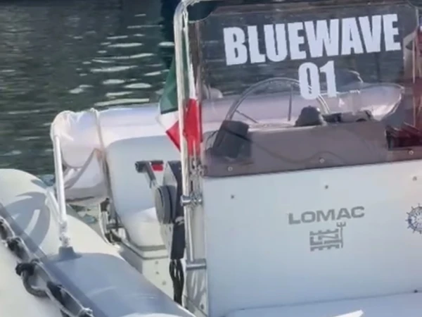 Alquiler de Neumática, con o sin patrón Lomac Porto di Reggio Calabria