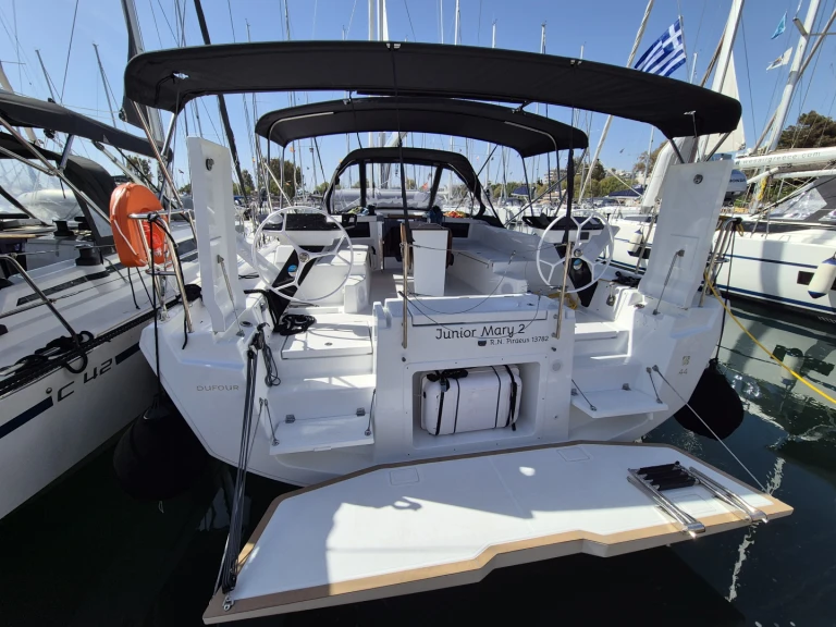 Alquiler Velero en Álimos - Dufour Dufour 44
