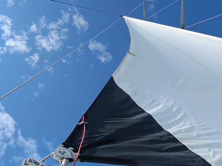 Alquiler San Vincenzo - Comar Comet 50 CL en SamBoat