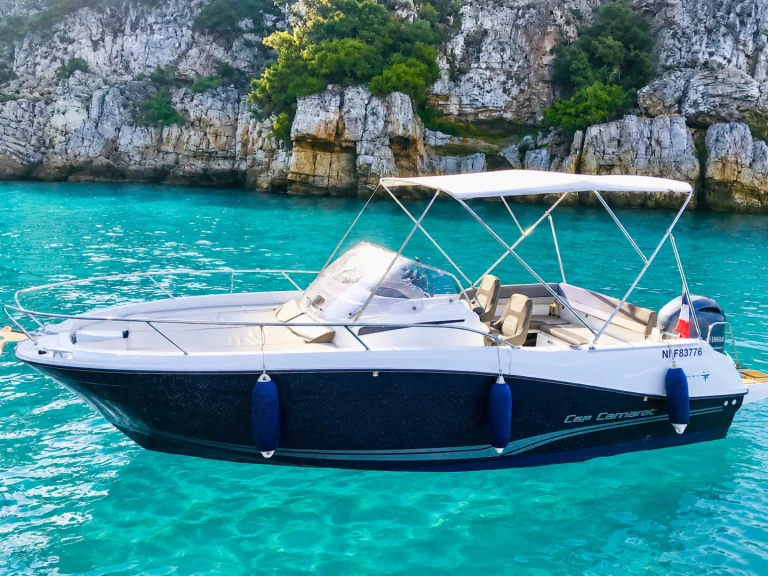 Alquiler Lancha Pacific Craft con o sin  título de navegación