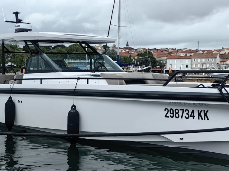 Alquiler de embarcaciones Axopar Axopar 37 Sun-Top enKrk en Samboat