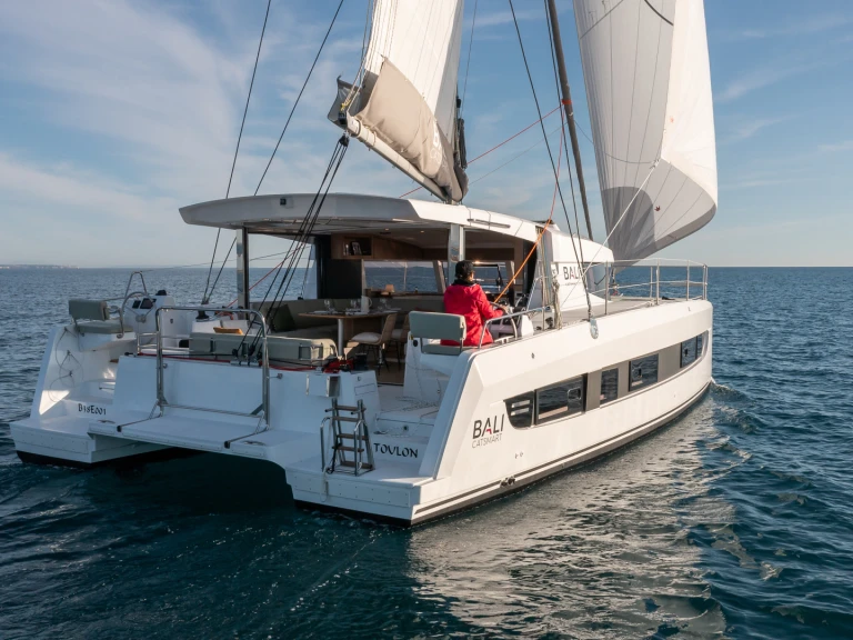 Alquiler de embarcaciones Bali Bali Catsmart enRibishi en Samboat