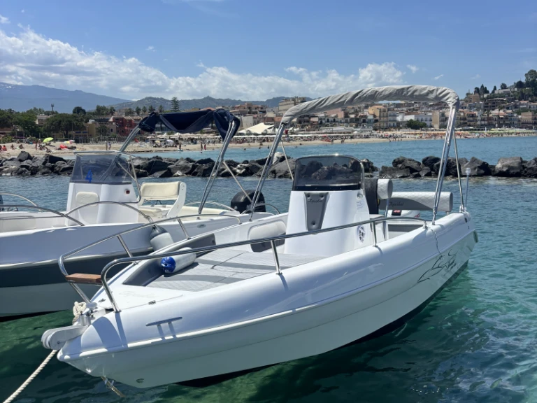 Alquiler Lancha en Giardini-Naxos - Aquabat Sport Line 19