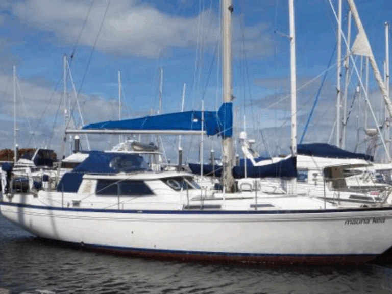 Velero para alquilar Porquerolles al mejor precio