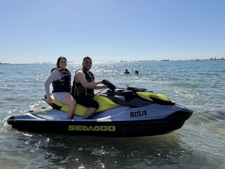 Alquiler de embarcaciones Sea-Doo GTI se 170 enMartigues en Samboat