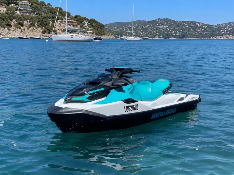Moto de agua para alquilar Le Grau-du-Roi al mejor precio